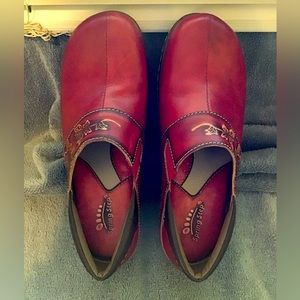 Spring Step ‘Winsome’ Professional Comfort Clogs. Size 38